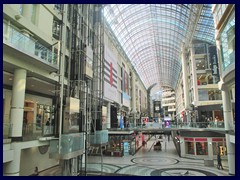 Eaton Centre 06